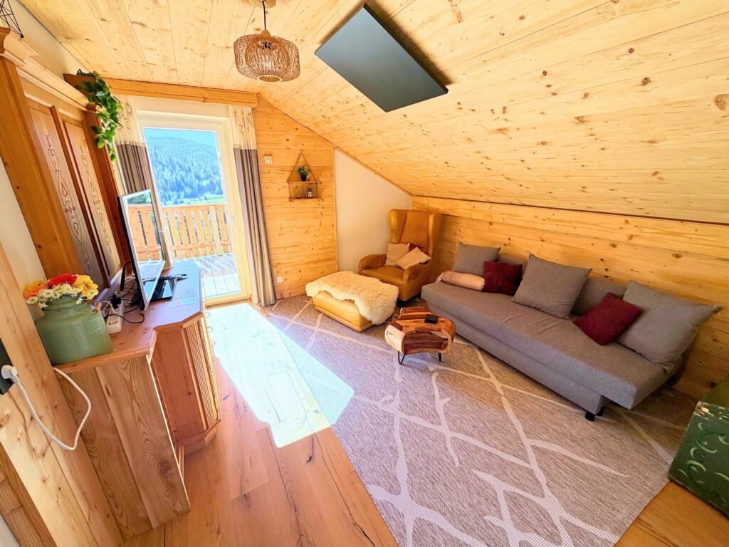 Claras Bergzeit in Flattnitz: Wohnbereich